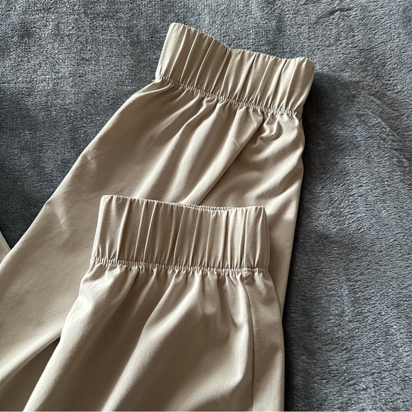 Vuori Villa Jogger Pants Beach Sand Lightweight Athletic Crop Women's Size XXL - Picture 15 of 15